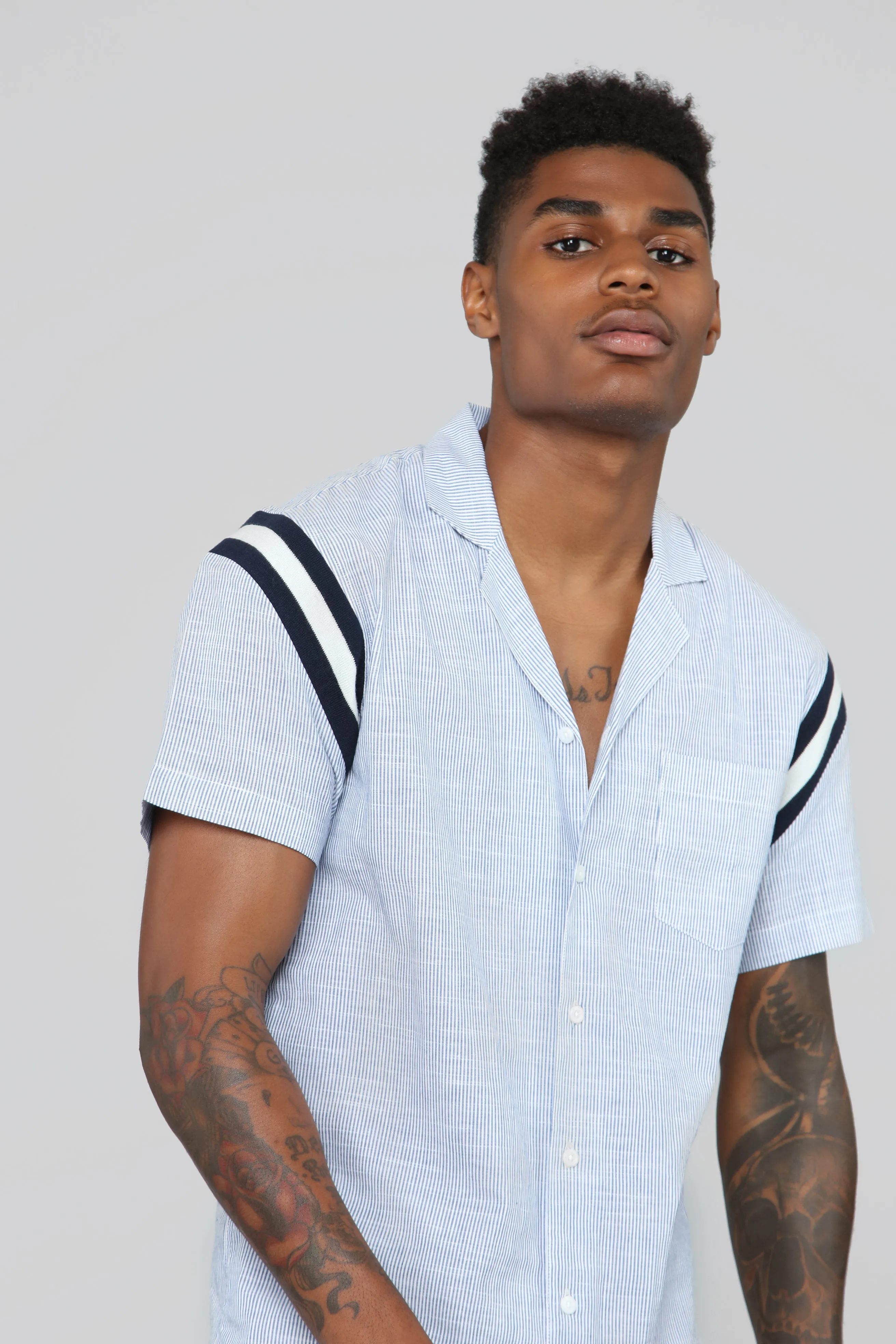 Adam Short Sleeve Woven Top - Navy/White