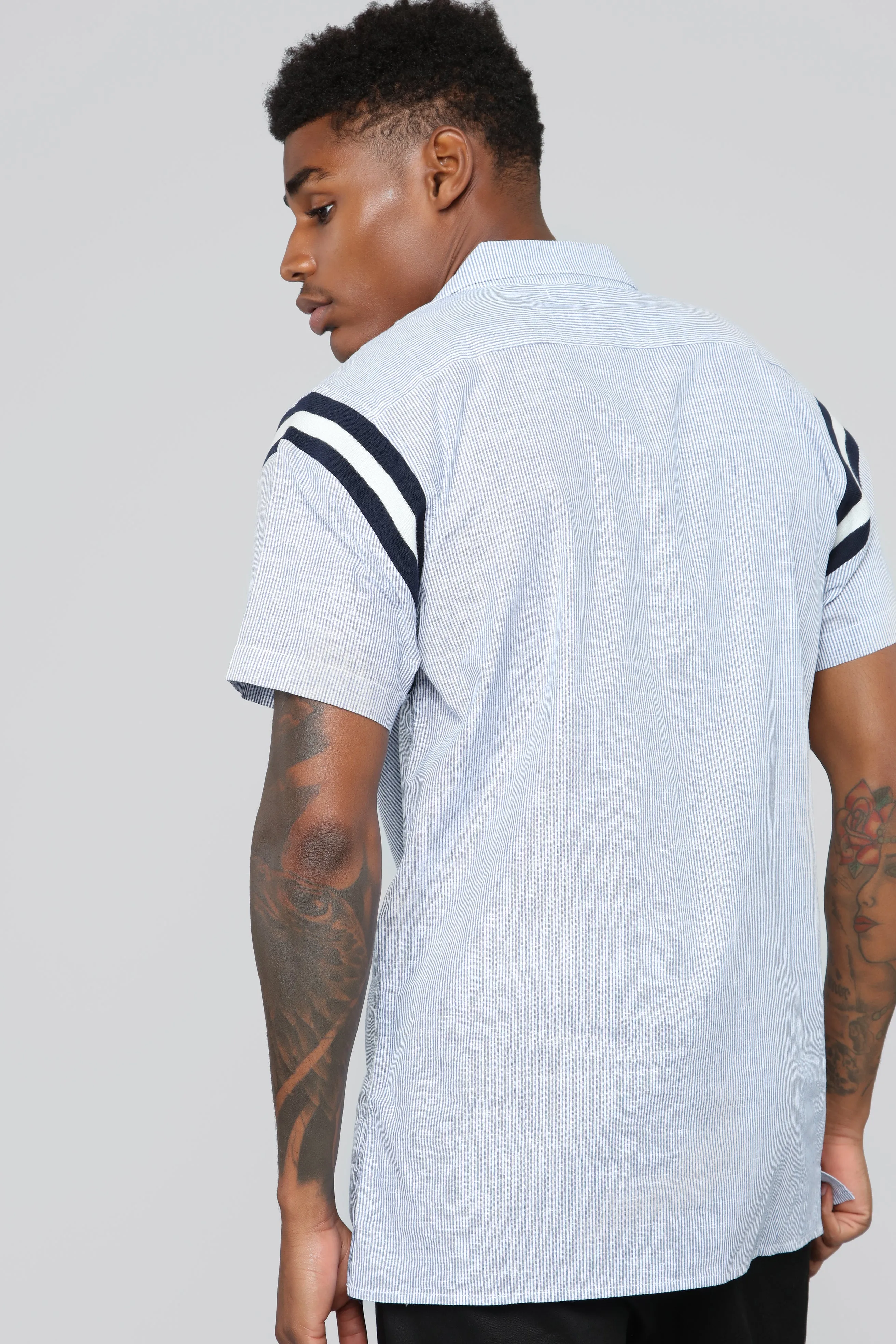 Adam Short Sleeve Woven Top - Navy/White