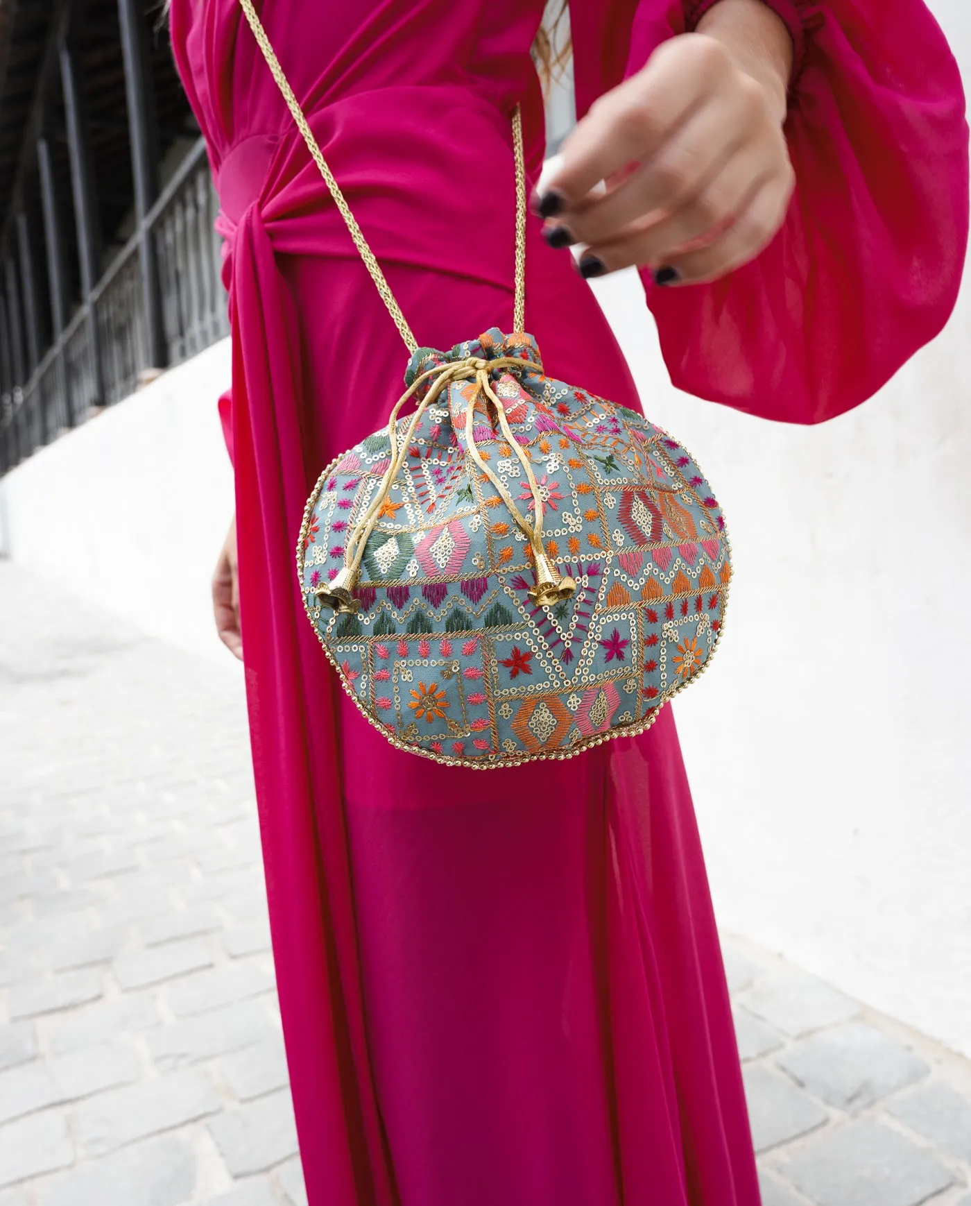 Bolso Indio Kiran Bordado Turquesa/Colores