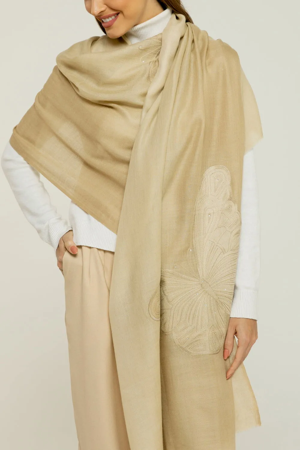 Cashmere Bordado butterfly fendi